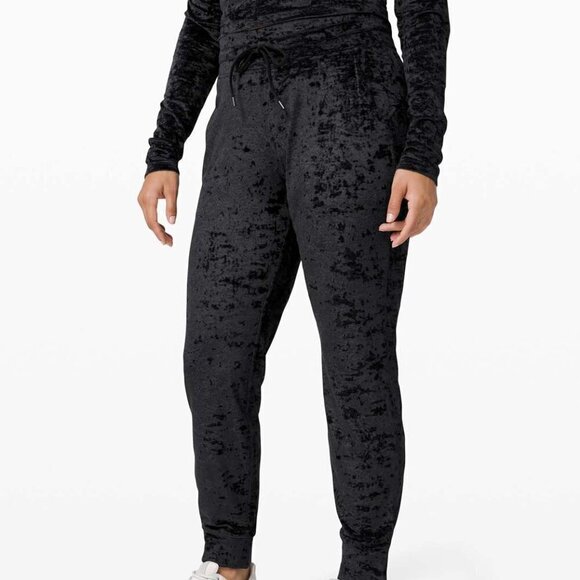 Lululemon Ready to Crush Jogger - 8 Black - Picture 1 of 7